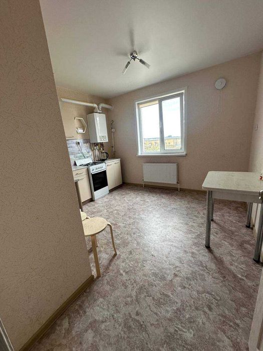 2-кімнатна квартира подобово/потижнево центр, Ізюм