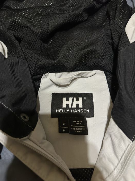 Вітровка Hally Hansen оригінал