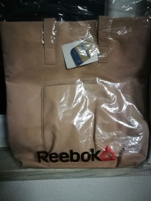 Mala de senhora Reebok