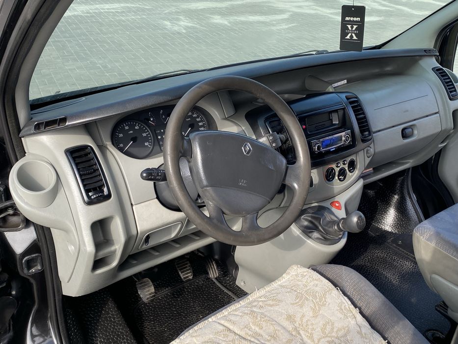 Продам Renault Trafic 1.9 турбодизель  6 ступка очень хорошем состоянии
