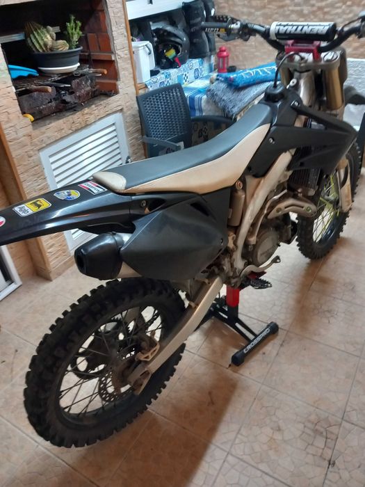 Vendo Honda CRF 450 black edition
