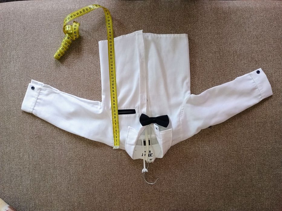 Продам класичний костюм для хлопчика 86 р (12-18 місяців)