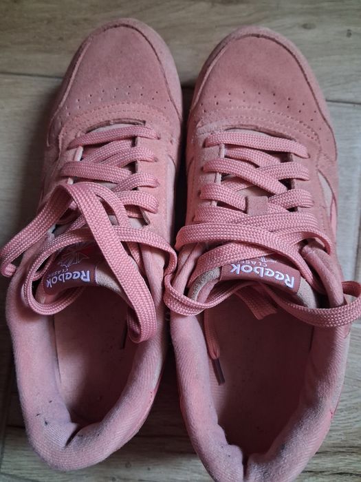 Натуральные кроссовки