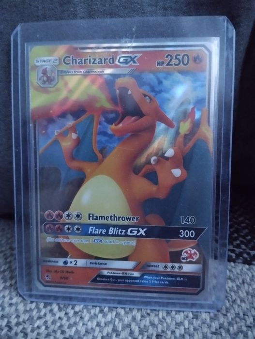 Pokemon charizard GX
