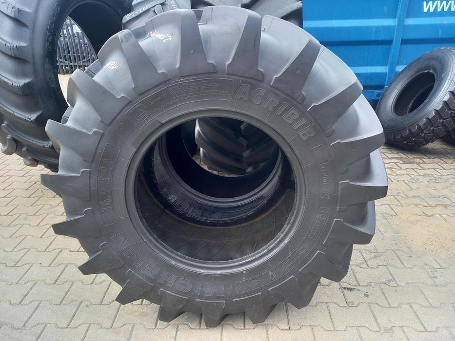 2x Opona używana przemysłowa 16.9-24 16.9R24 MICHELIN 1400zł(szt.) W5075