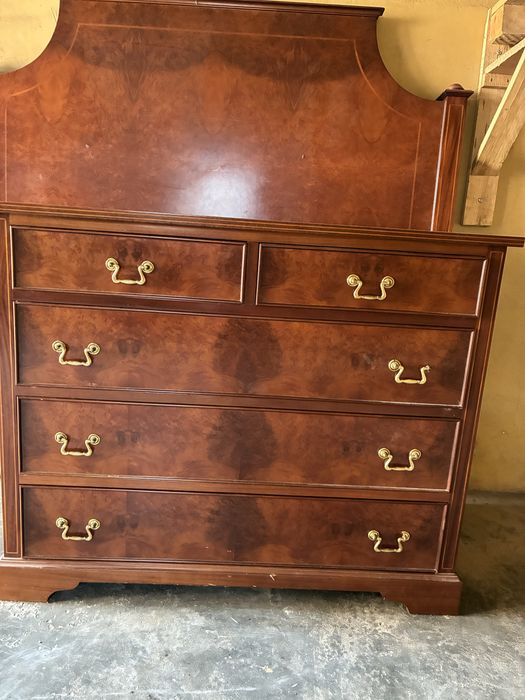 Mobilia de quarto nogueira