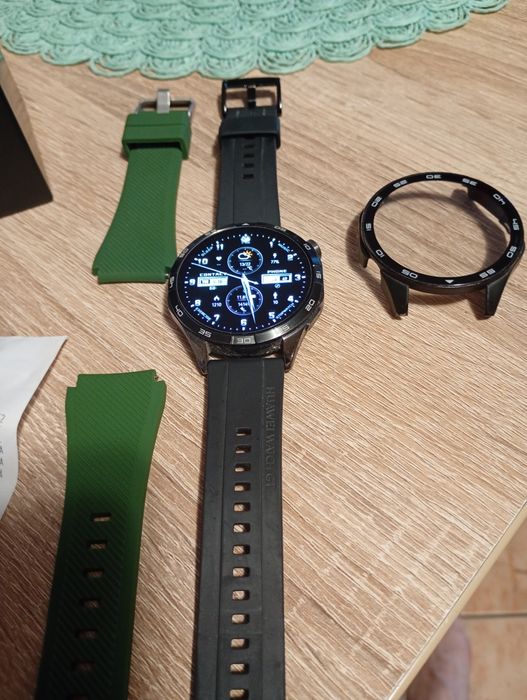 Zegarek Huawei GT 4 zadbany