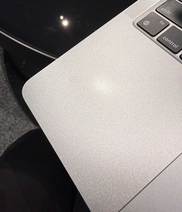 MacBook Air 13.3” M1 – 8GB RAM / 256GB – Space Gray (2020)