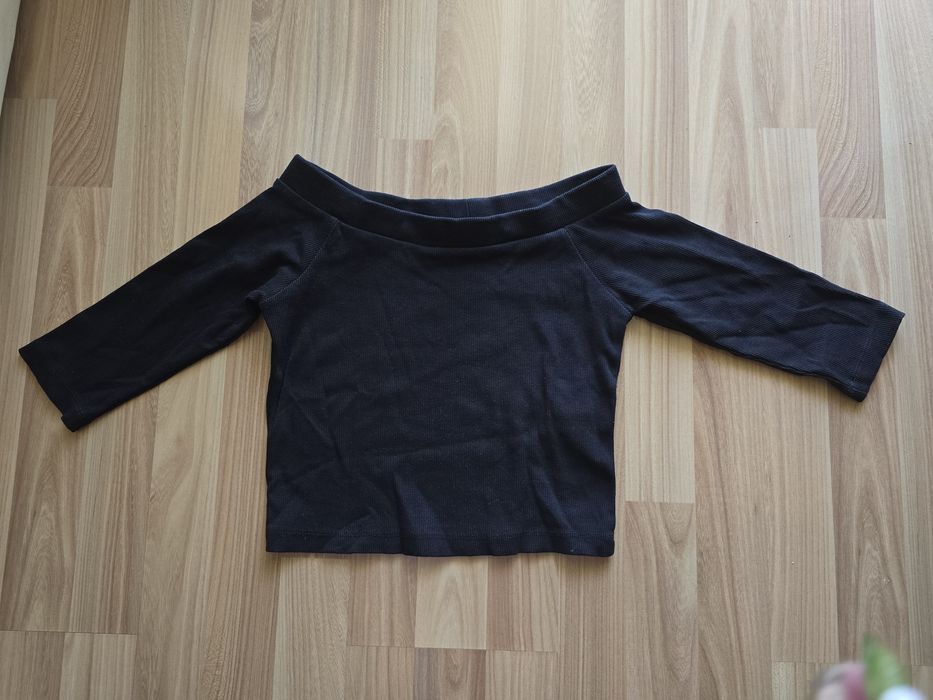 Crop top z rękawem 3/4