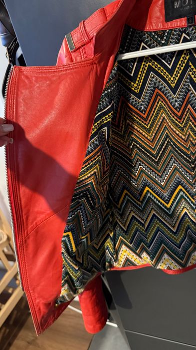 Косуха з натуральної шкіри розміру XS