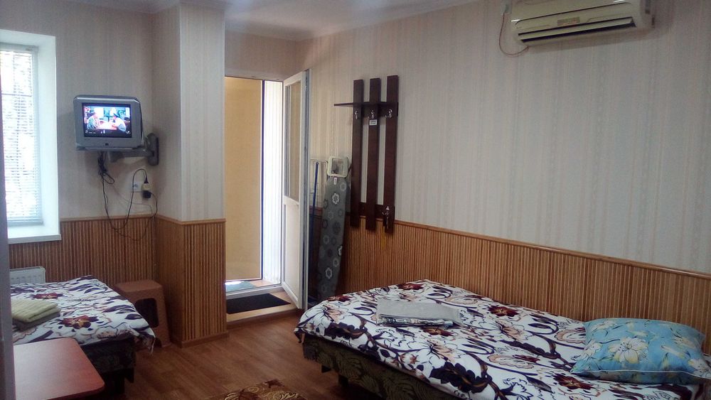 Студия, 1 -я Слободская, 17А,угол пр. Центральный, 1/1, 3 кровати доку