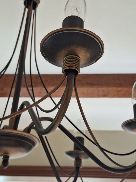 Metalowa lampa sufitowa