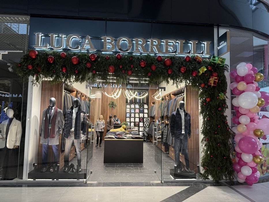 Оформлення . Фасад. Маф. Магазин. Декор. Флорист. Декоратор. Новорічне