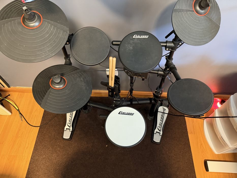 Bateria  Carlsbro CSD 100/Club 100 - AC TROCAS POR GUITARRAS E BAIXOS  Com extras