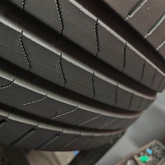 225/40/19 XL Bridgestone Turanza 6 z 2024 roku