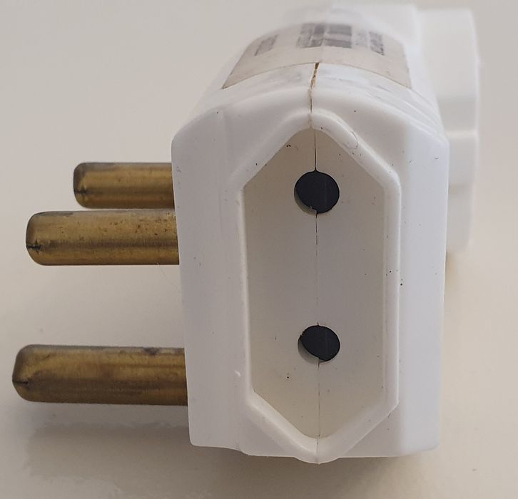 Travel Adapter464034392368762883