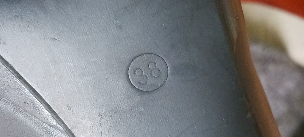 Szare eleganckie szpilki rozm.38