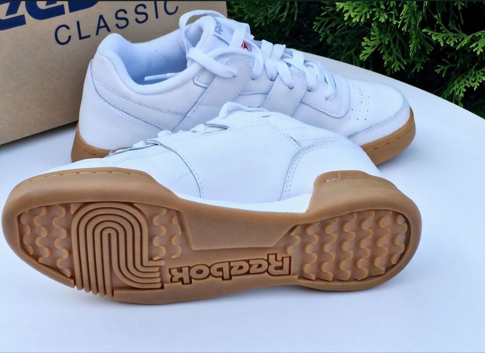 Оригінальні кросівки Reebok Workout Plus