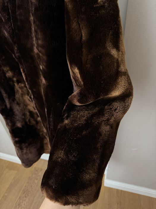 Шуба натуральна цигейка шліфована