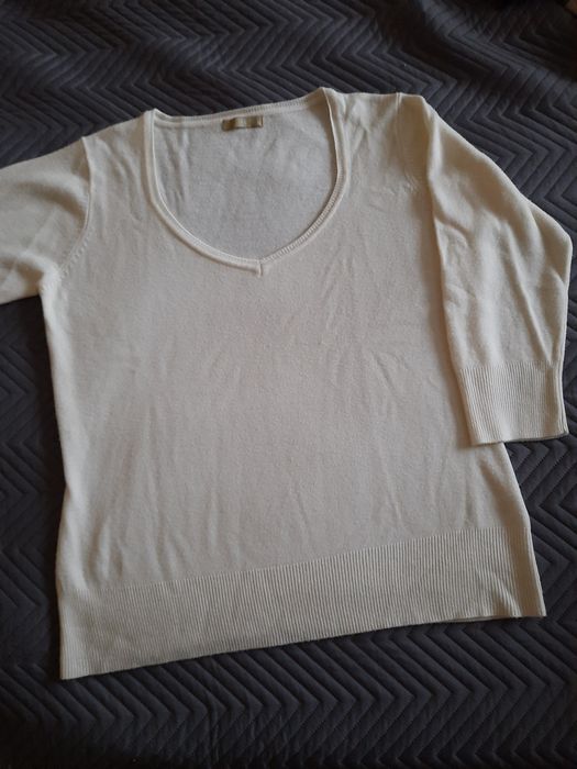 Biały cienki sweterek, rękaw 3/4
