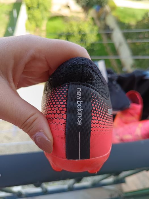 Chuteiras New Balance Tekela V3 Magique FG –37.5 Sem Atacadores