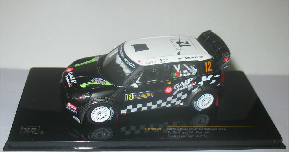 Miniature 1/43 Mini Cooper S2000 Rallye Portugal 2011 - Pilote Armindo Araujo - Marque Altaya - Neuf En Boîte