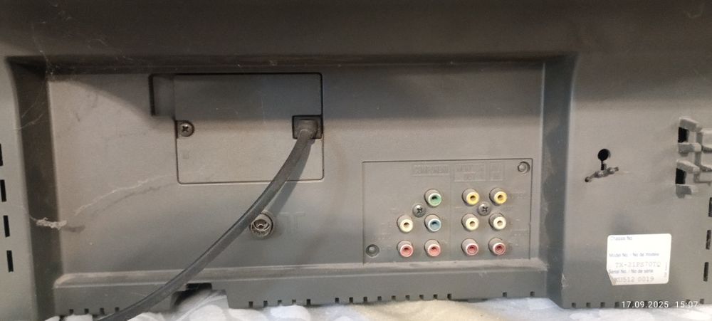 Телевизор Panasonic  TX-21PS70 японское качество