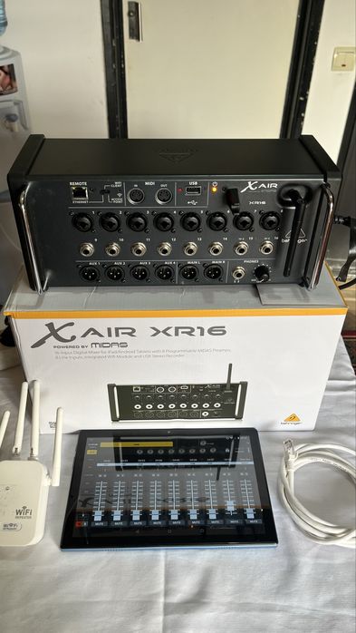 Mesa digital XR16 BEHRINGER