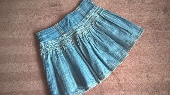 komplet- kamizelka, spódniczka