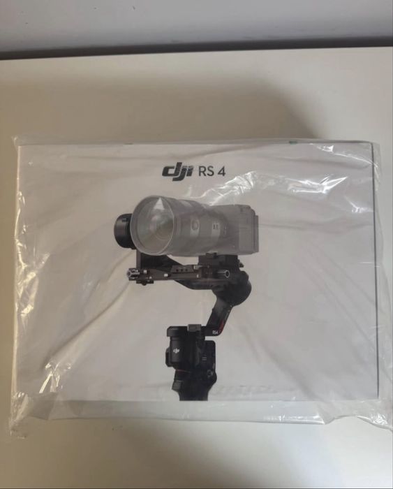 dji rs4 gimbal.