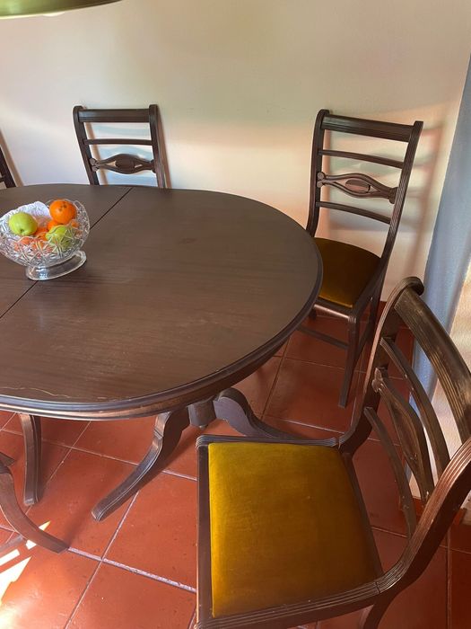 Mesa de jantar em Madeira maciça457923866710528001