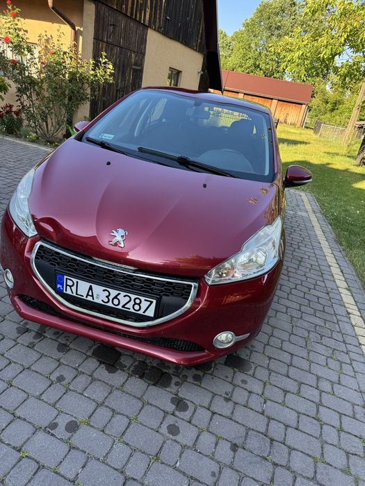 Peugeot 208 1.4 VTi 2012