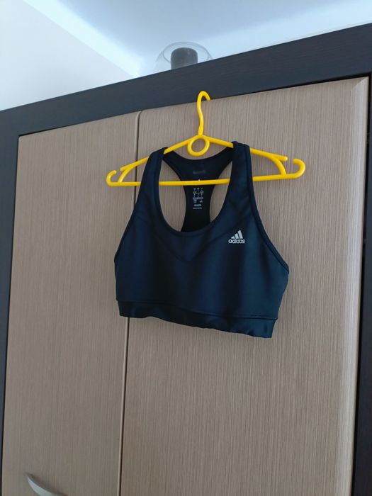 Czarny top sportowy Adidas, rozmiar L – stan idealny