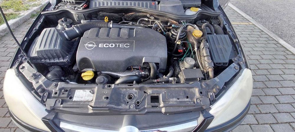 Opel corsa 1.3 cdti, comercial, a gasóleo de 2005, ar condicionado.