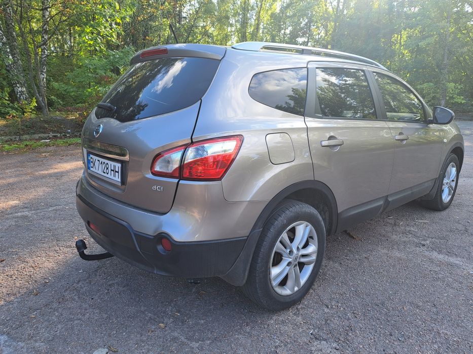 Продам Nissan Qashgai +2 Кашкай  7 мест