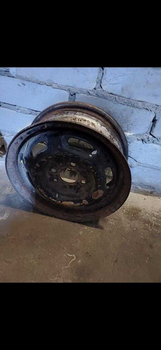 Диск автомобільний на ВАЗ 2108