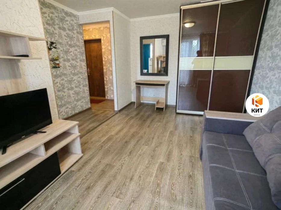 1к.32м2 Павлово поле, (м. 23 Августа ул. Деревянко )130600 -  Продаж квартири Харків - RE-130600