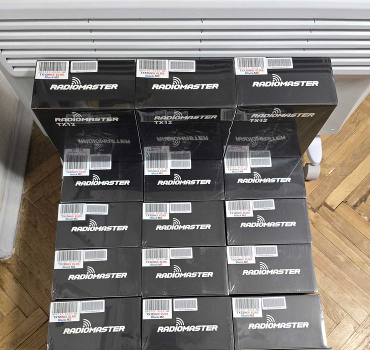 Radiomaster TX12 ELRS LRS MKII FCC M2 лівий газ 60 шт, акуми 18650