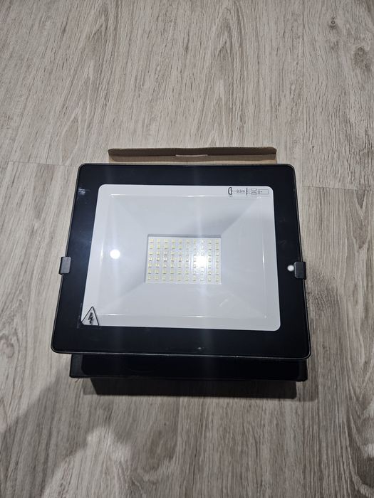 Lampa, naświetlacz Led 50w