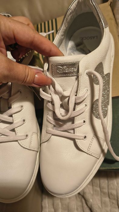 Skórzane buty Disney Lasocki