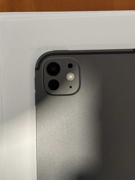 iPad Pro 11-inch 5G 256GB – Apple M4 – Like New with Warranty64286436991489121