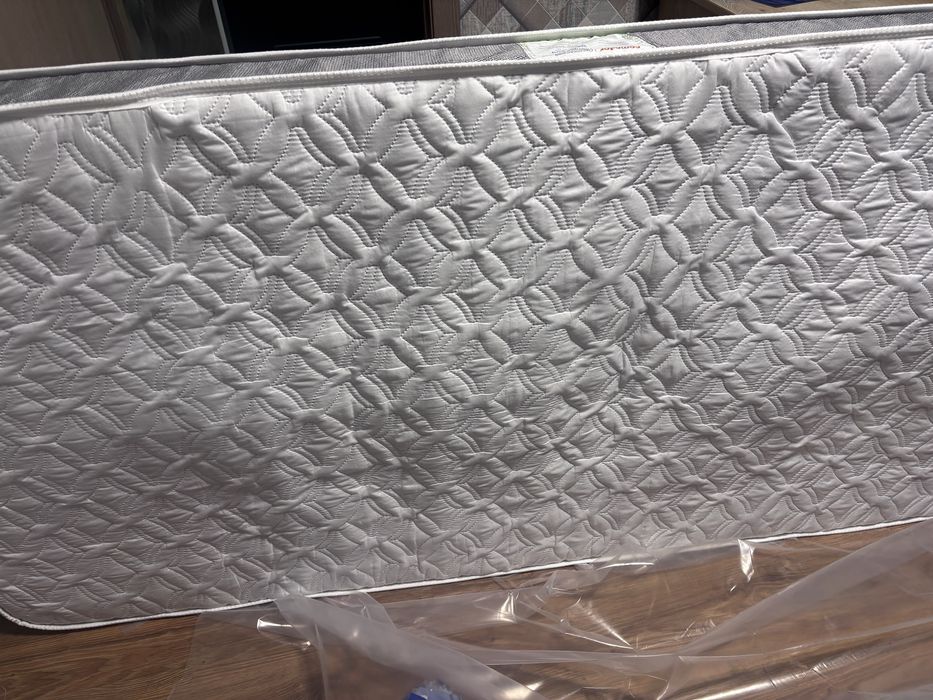 Продам матрац 90*200Терміново!