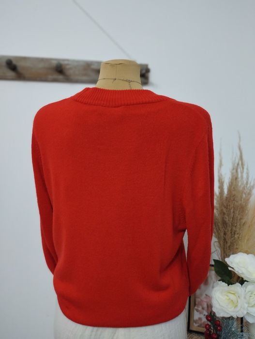 Czerwony sweter damski C&A L na święta i zimę