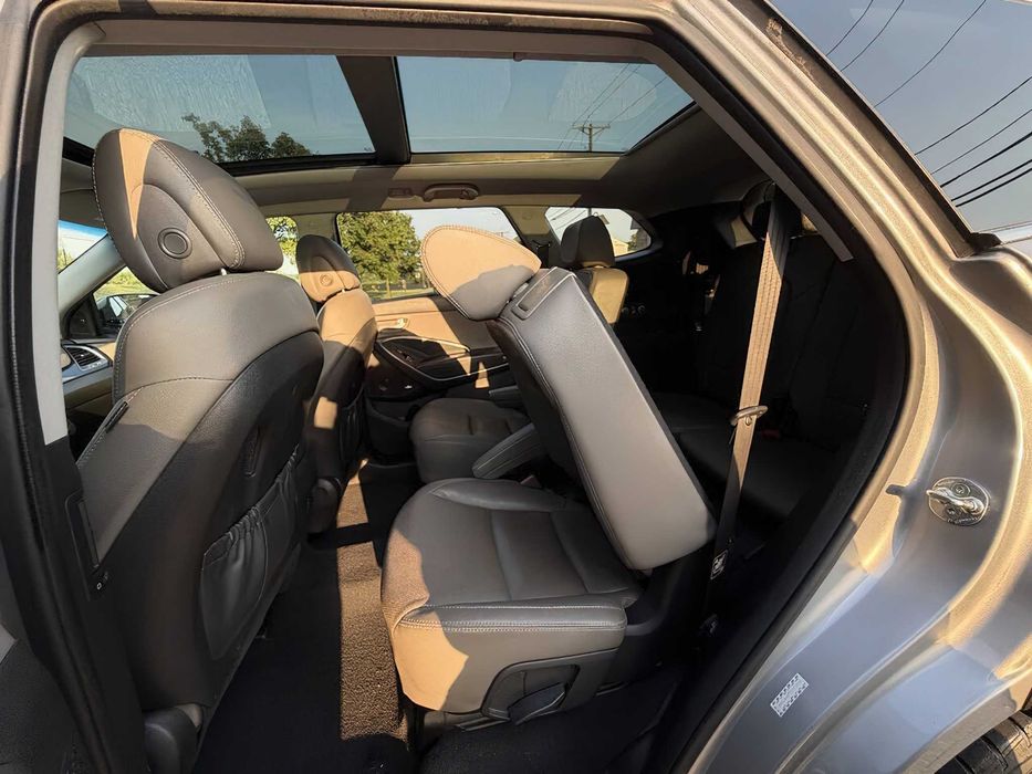 Hyundai Santa Fe      2016