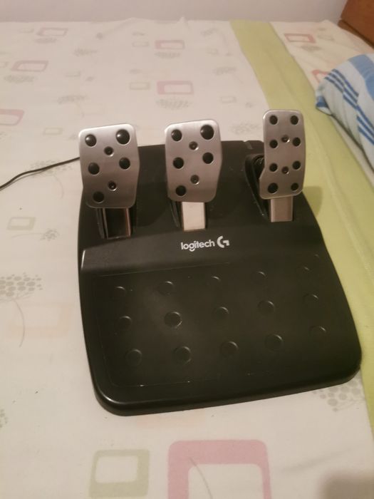 Volante Logitech g29 ótimo estado