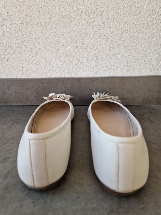 Балетки бежеві  Clarks 6,5р