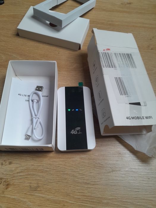 Router mobilny przenośny 4g wifi m10-e na kartę sim