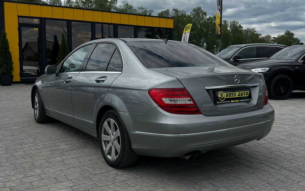 Mercedes-Benz C 200 2012