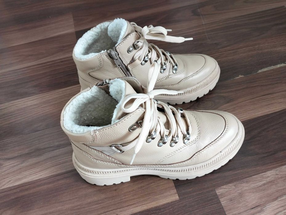 Sprzedam trzewiki skórzane ocieplane Lasocki rozmiar 38