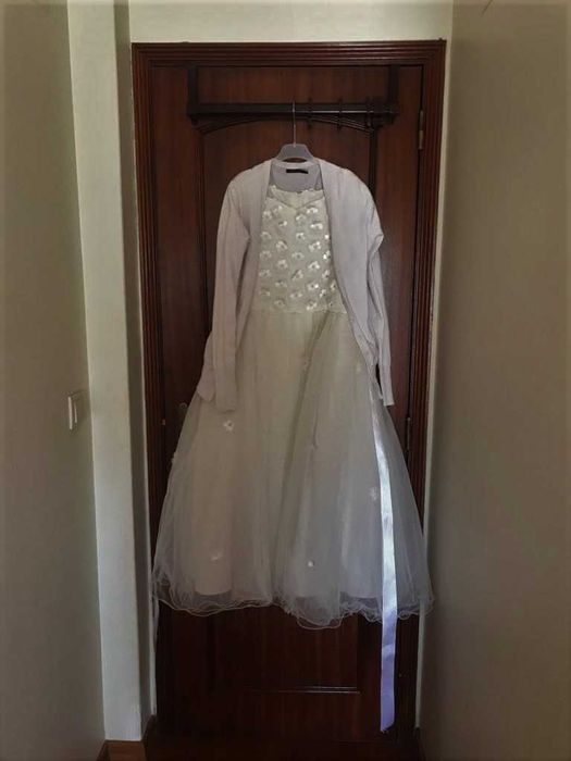 Vestido florido Cetim Sem Manga Decorado com Laço/Casaco Branco Malha